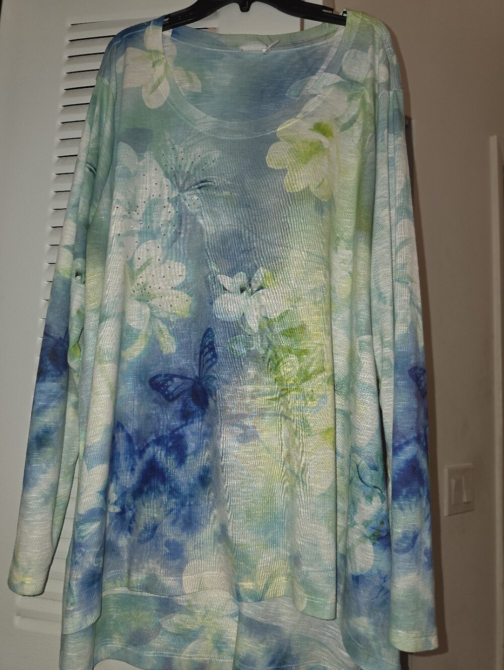Time and Tru Blue and Green Floral Butterfly Long Sleeve Top